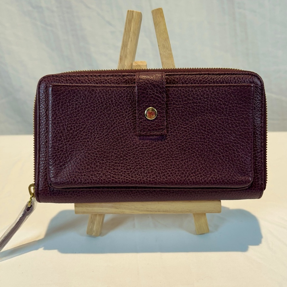 MARK & GRAHAM NWOT Wine Red Pebbled Leather Large Zip Around Wallet IPhone slot